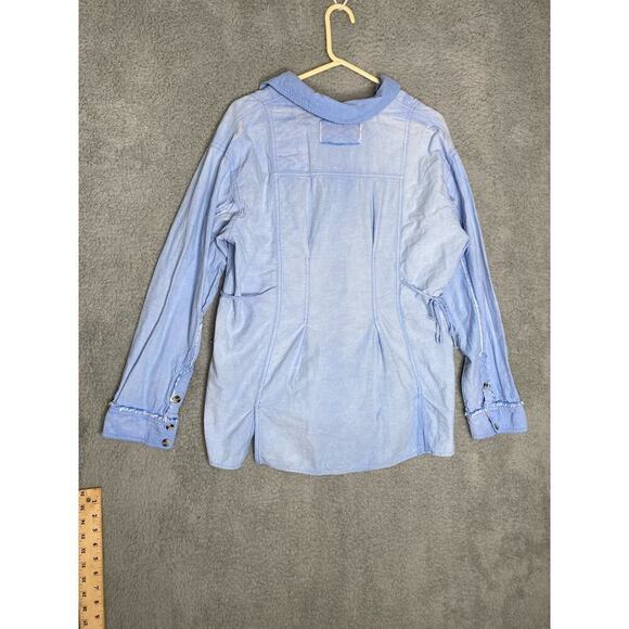 Free people we the free blue denim button up collared lightweight raw hem S - Picture 8 of 13